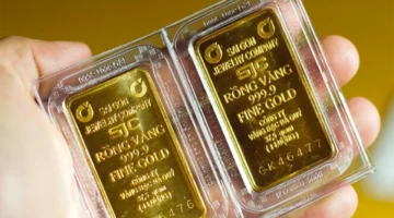 قفزة تاريخية.. أسعار الذهب في فيتنام تتخطى 180 مليون دونغ للأونصة الواحدة